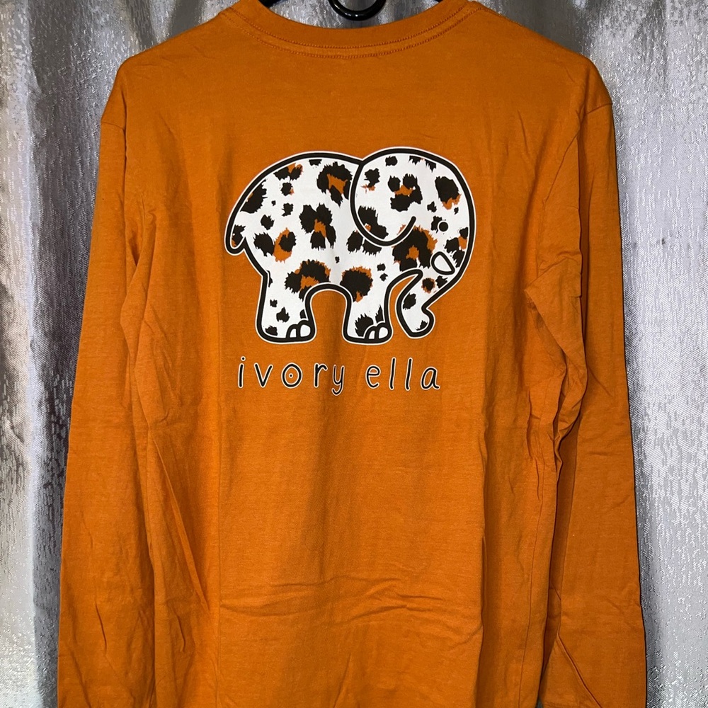Ivory Ella Save the Elephants shirt, size X-Small